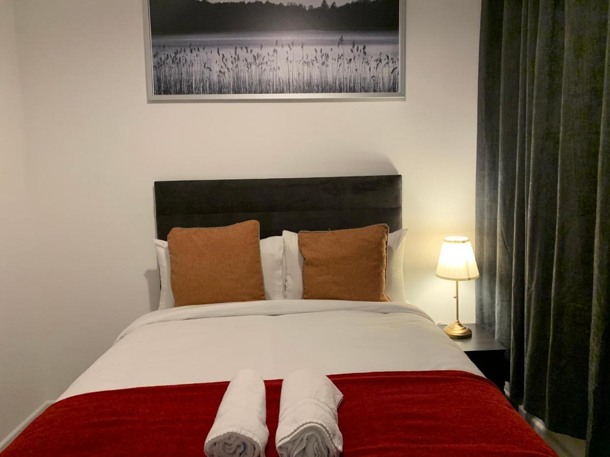 Single Room with Shared Bathroom